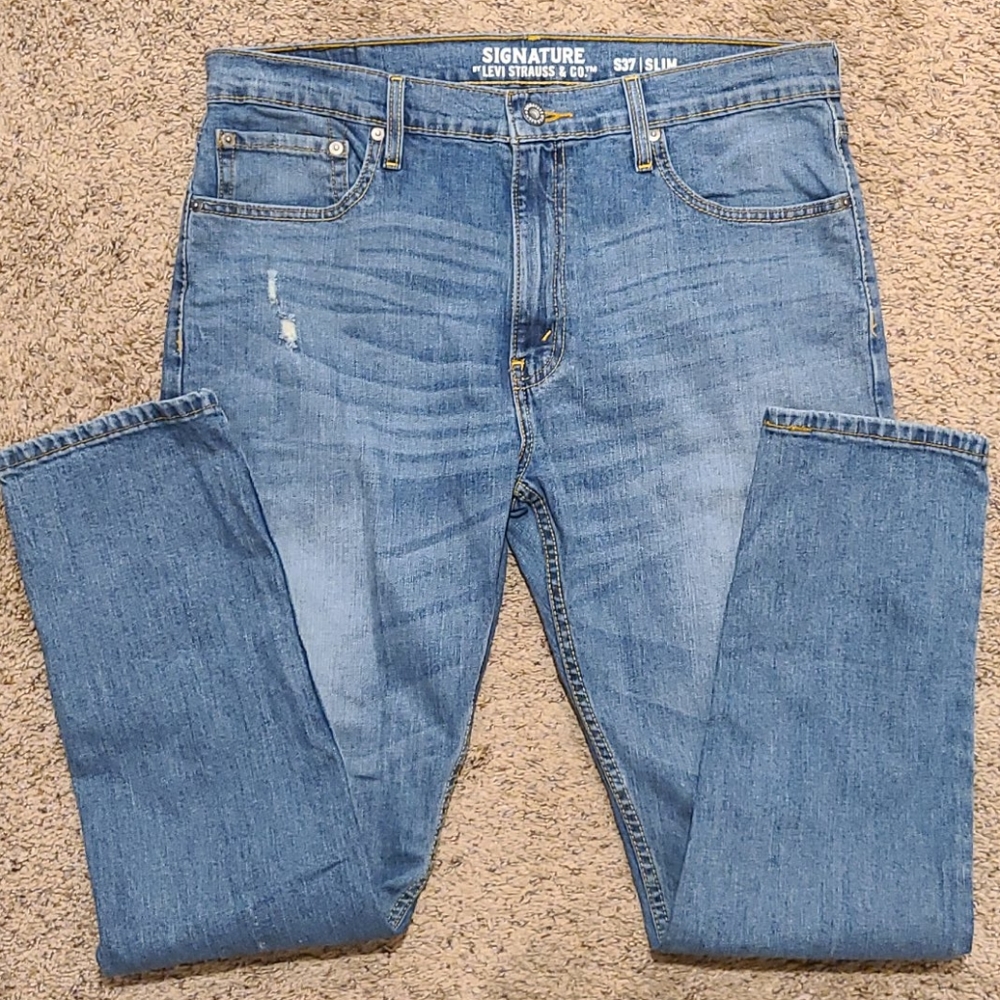 Signature by Levi Strauss & Co Slim Fit Jeans